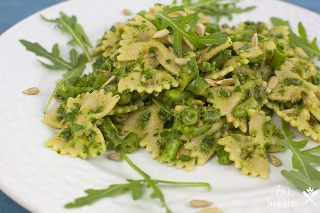 { 5 Zutaten Rezept } Pasta mit Rucola Pesto - Ani&amp;#39;s bunte Küche