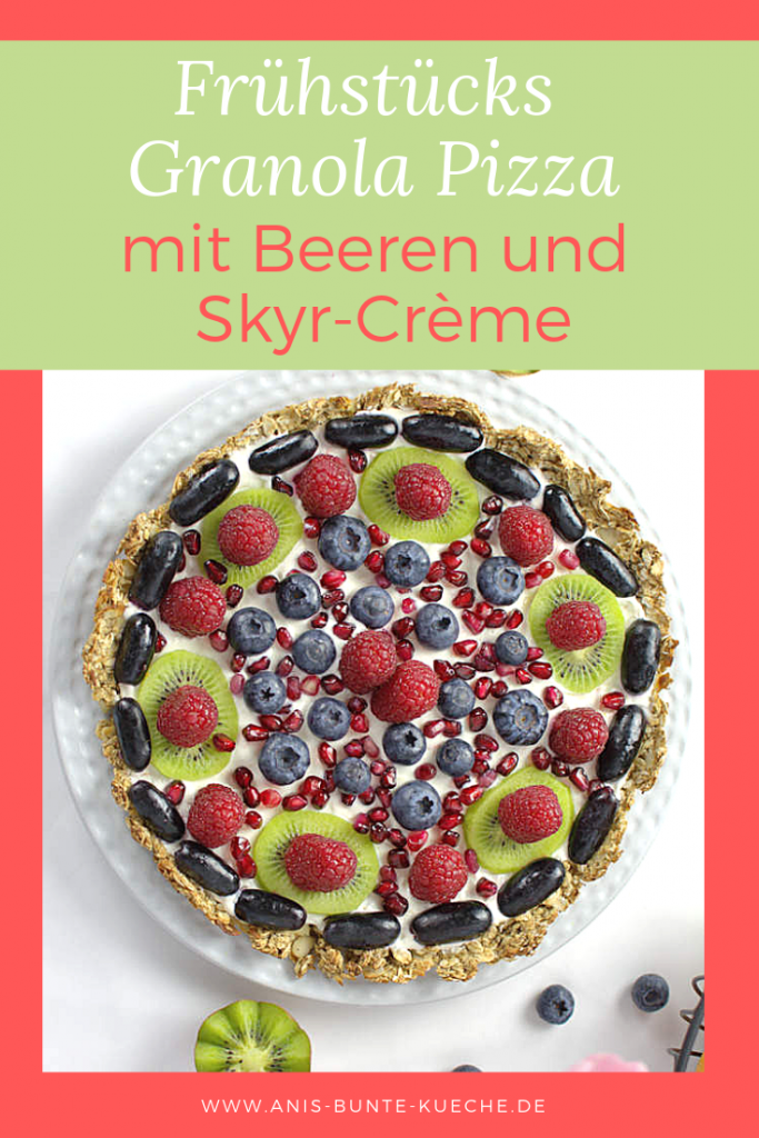 gesunde Beeren Tarte mit Skyr und Haferflocken