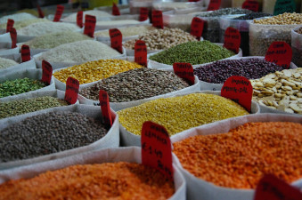 Bohnen und Linsen haben durch sekundäre Pflanzenstoffe antioxidative Wirkung. Bohnen und Linsen haben durch sekundäre Pflanzenstoffe antioxidative Wirkung.